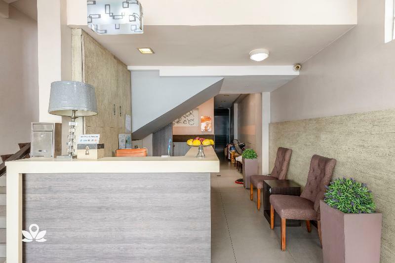 Lorenzzo Suites Hotel Makati City Exterior foto